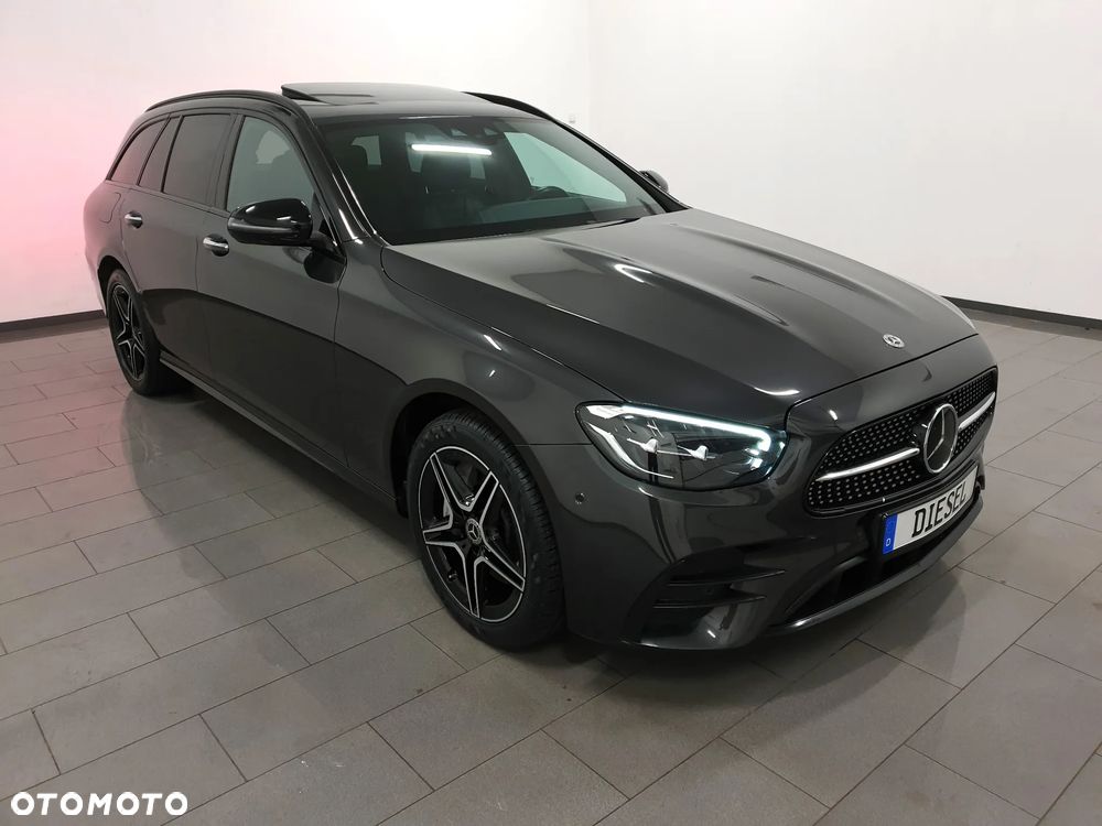 Mercedes-Benz Klasa E 300 de 4Matic 9G-TRONIC AMG Line - 3