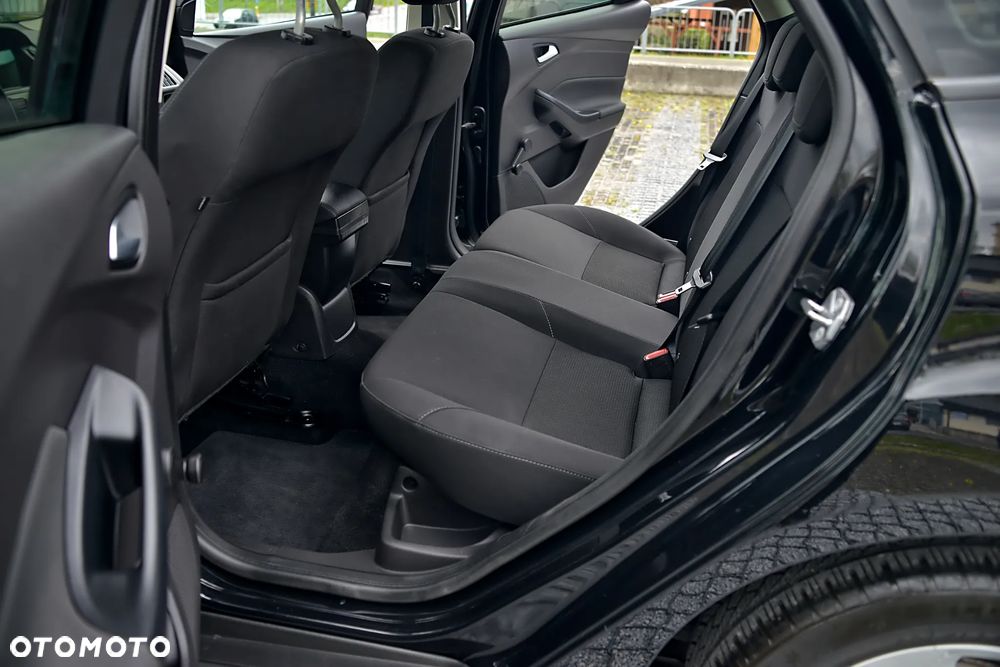 Ford Focus - 27