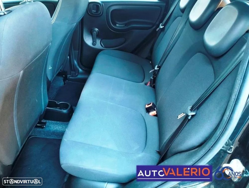 Fiat Panda 1.0 Hybrid City Cross - 28