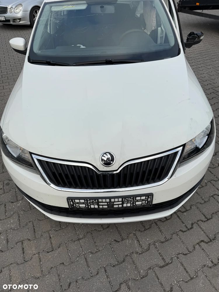 SKODA RAPID 1.6 TDI PAS PRZEDNI KOMPLETNY Z CHŁODNICAMI
