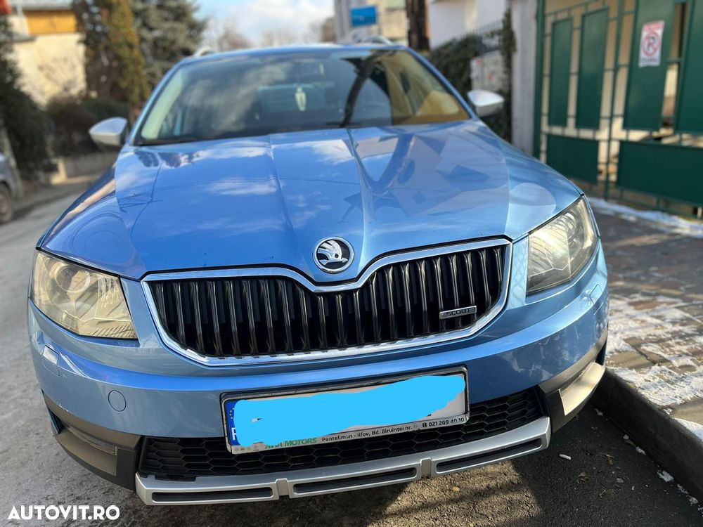 Skoda Octavia 2.0 TDI DSG RS - 3