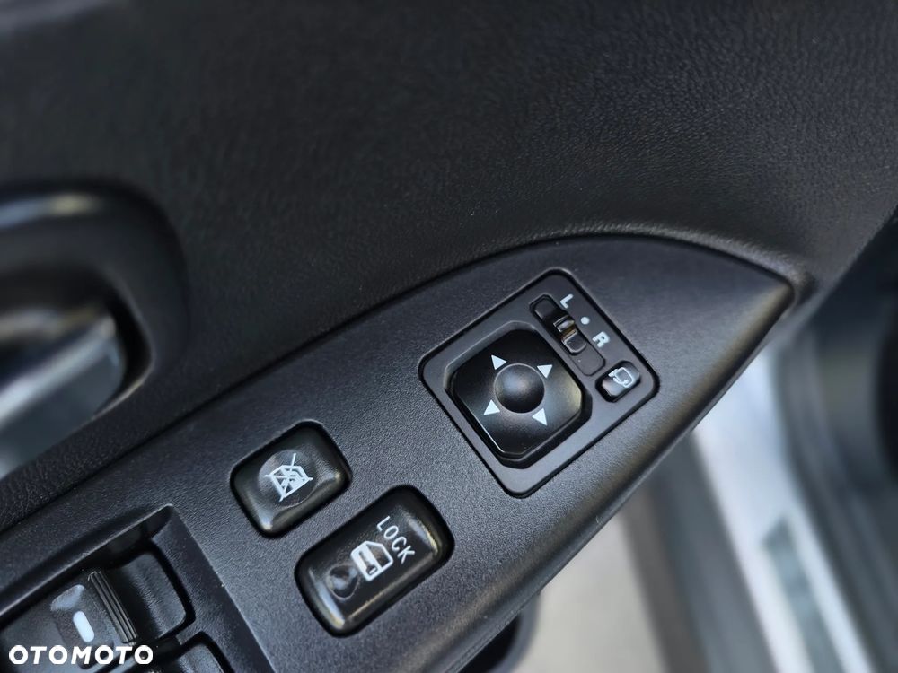 Mitsubishi ASX - 16