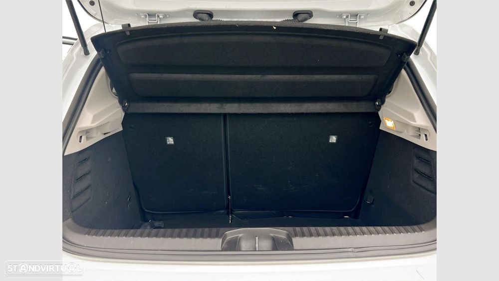 Renault Clio 1.0 TCe Techno Bi-Fuel - 17