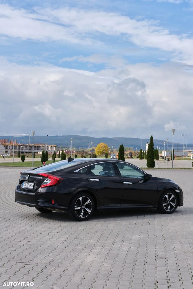 Honda Civic 1.5 VTEC Turbo CVT Prestige - 33