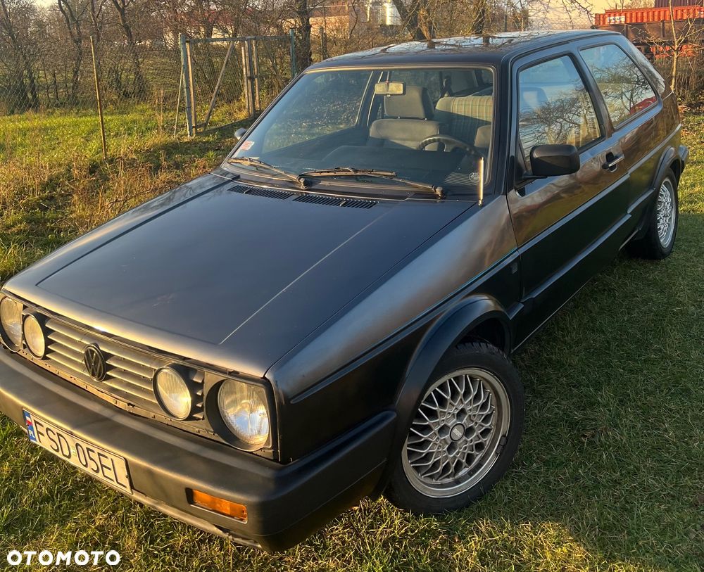 Volkswagen Golf - 17