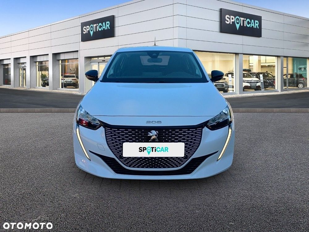 Peugeot 208 - 3