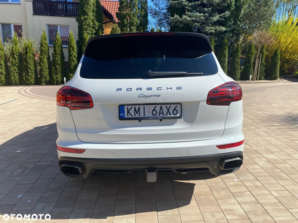 Porsche Cayenne Platinum Edition - 9