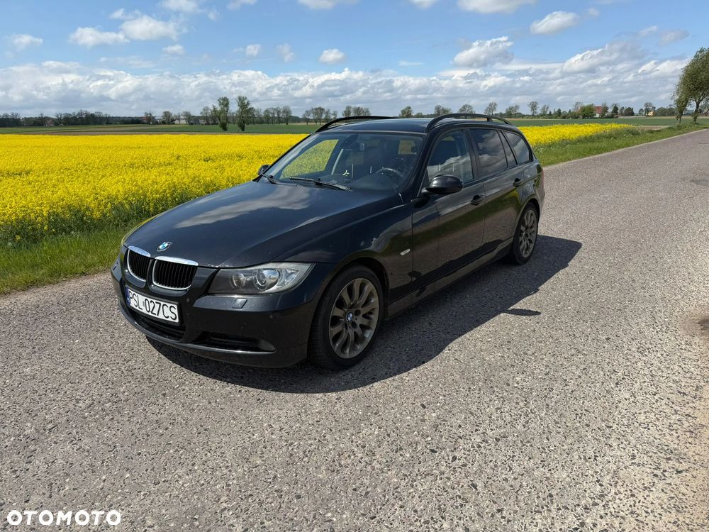 BMW Seria 3 320d DPF - 1