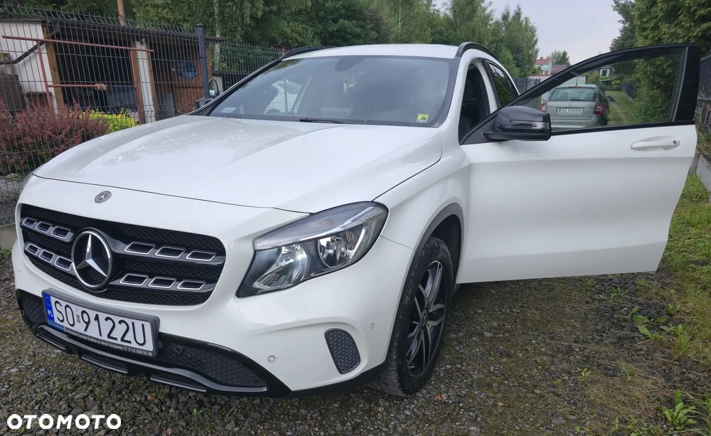 Mercedes-Benz GLA 250 4-Matic - 6
