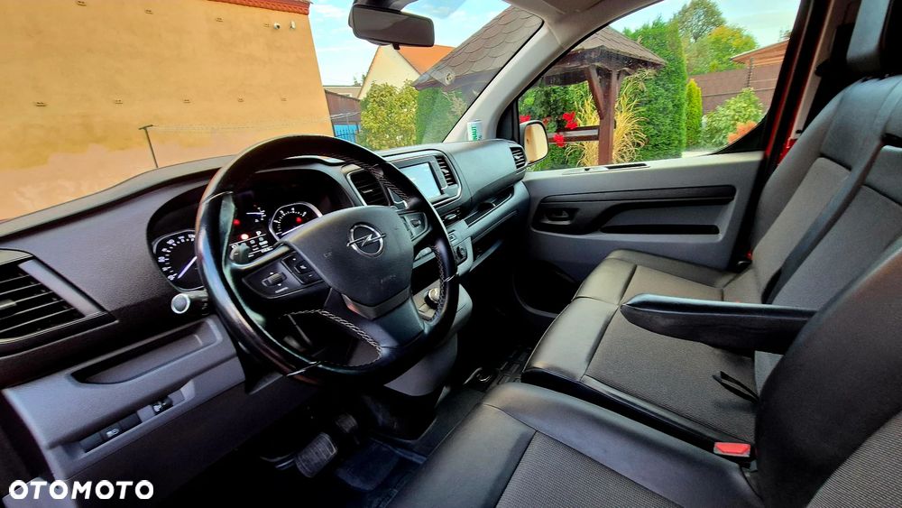 Opel Vivaro - 18