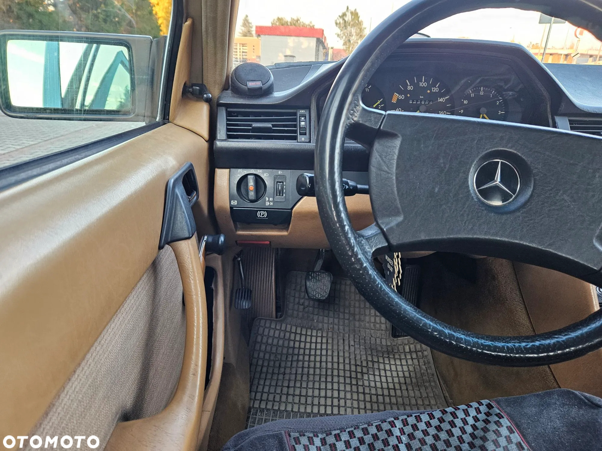 Mercedes-Benz W124 (1984-1993) - 15