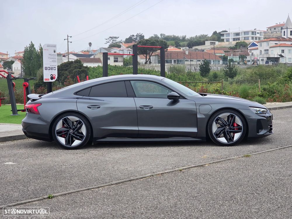 Audi e-tron GT quattro - 12