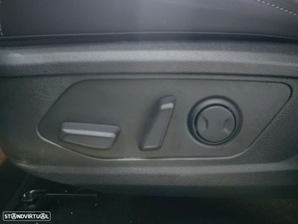 Kia Sportage 1.6 T-GDi PHEV Tech - 14