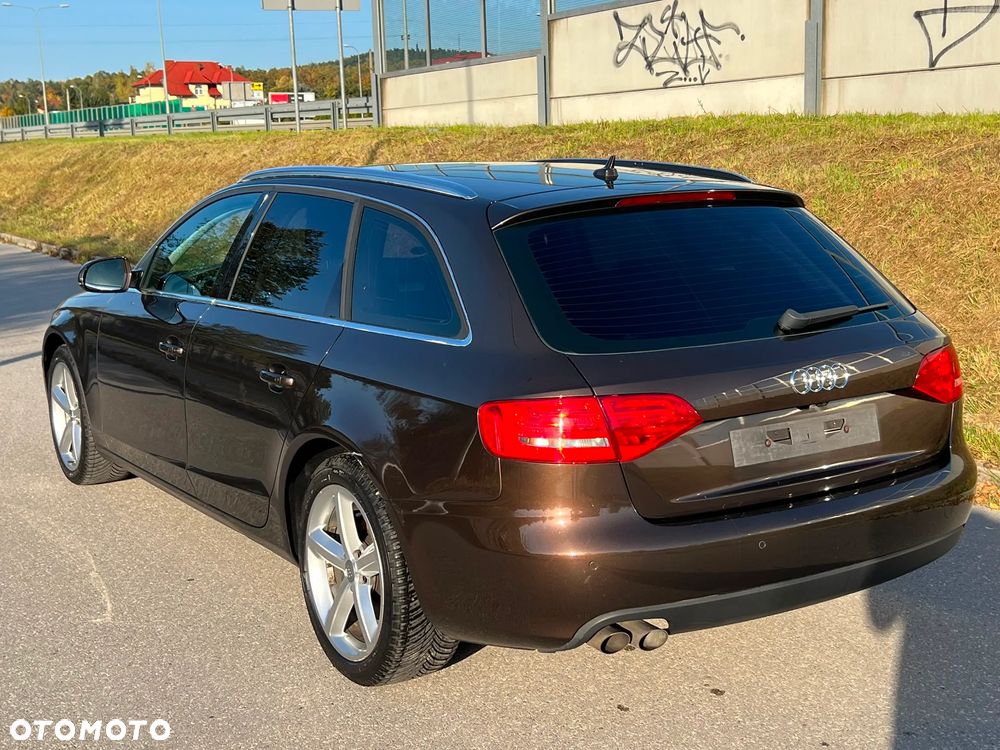 Audi A4 Avant 2011 photo 5