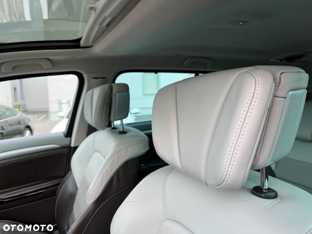 Renault Espace 1.6 dCi Energy Initiale Paris EDC 7os - 19