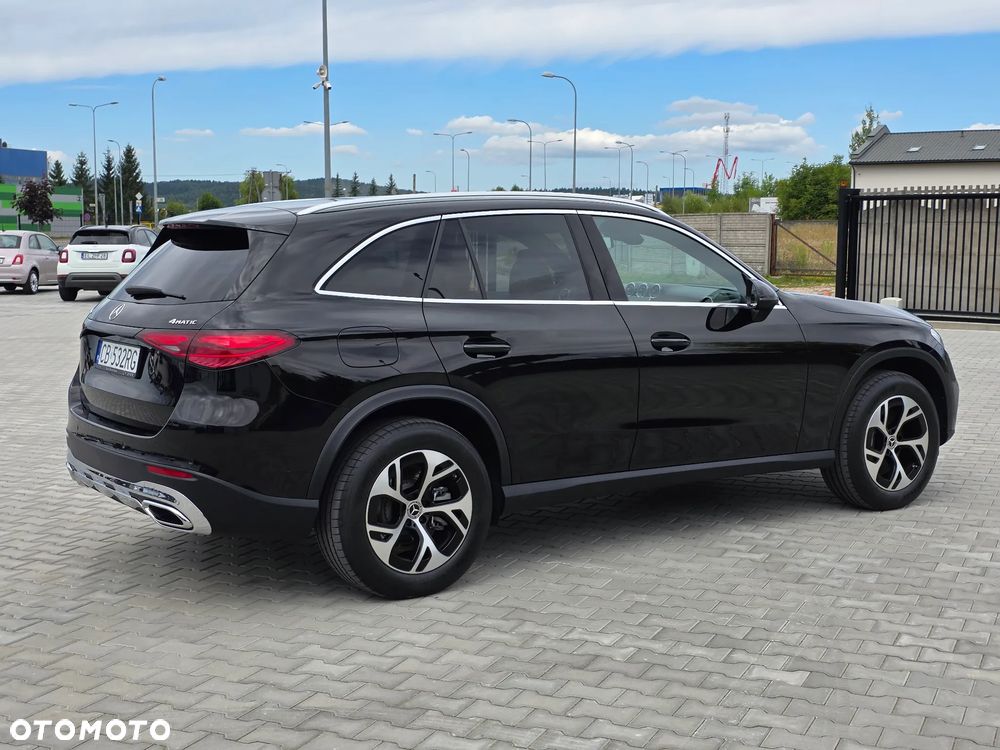Mercedes-Benz GLC 300 e 4-Matic Avantgarde - 4