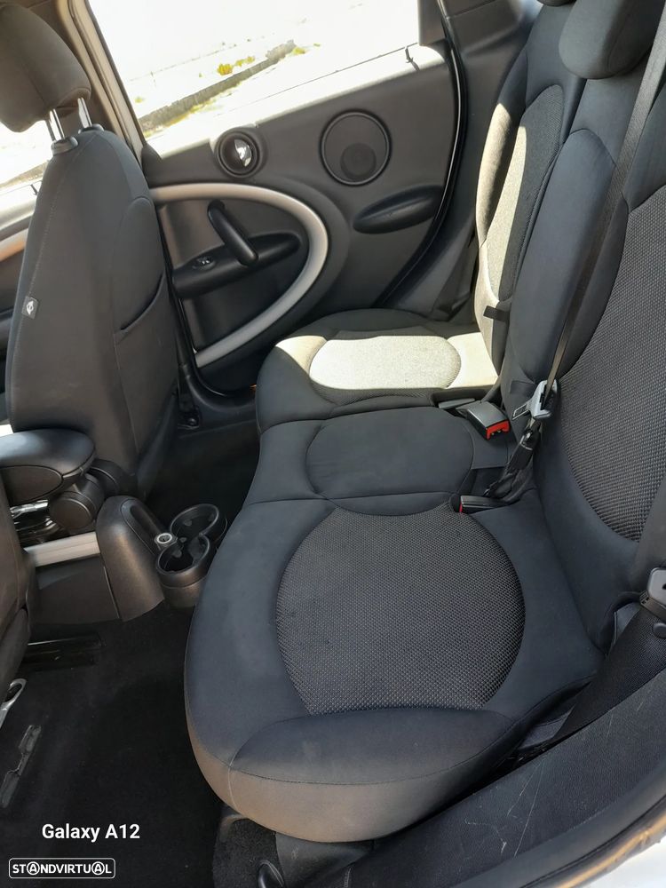 MINI Countryman One D - 16