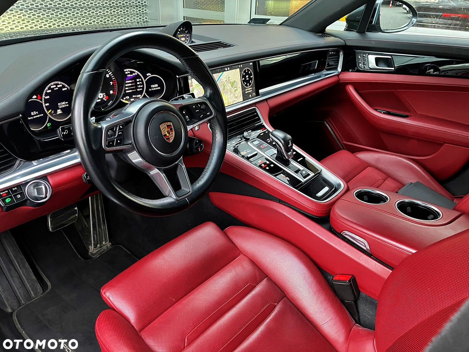 Porsche Panamera - 17