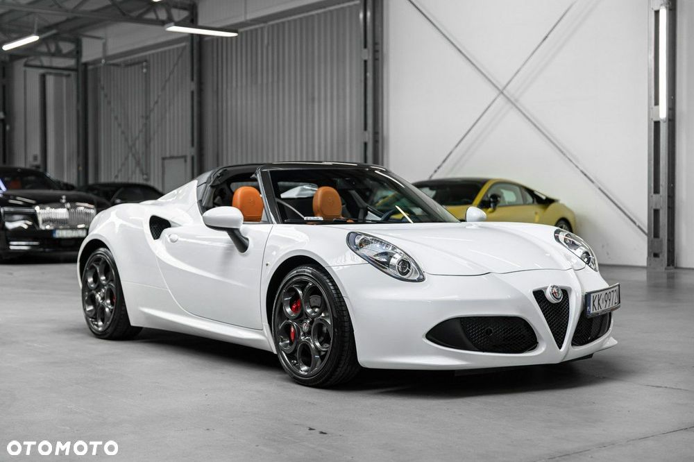 Alfa Romeo 4C - 7