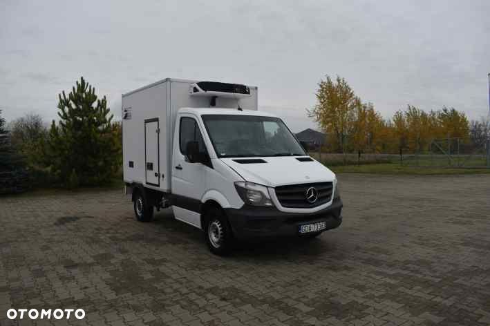 Mercedes-Benz Sprinter - 10
