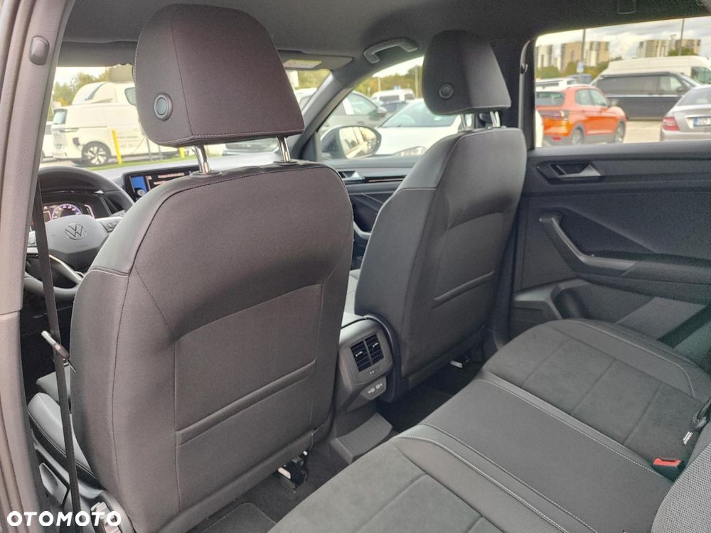 Volkswagen T-Roc - 20