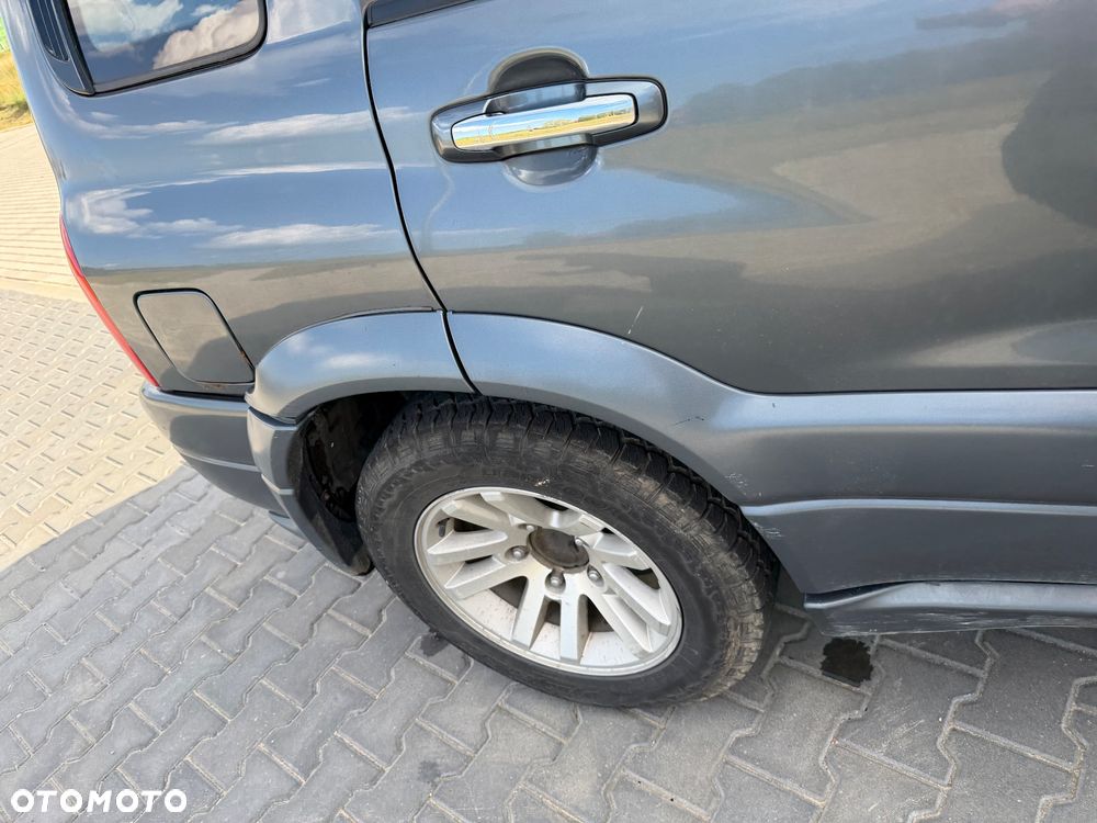 Suzuki Grand Vitara 2.0 Special Edition - 8