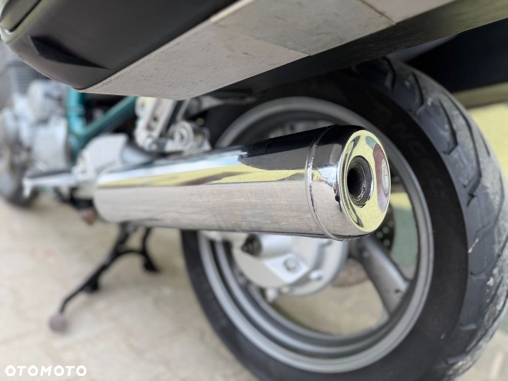 Yamaha XJ - 24