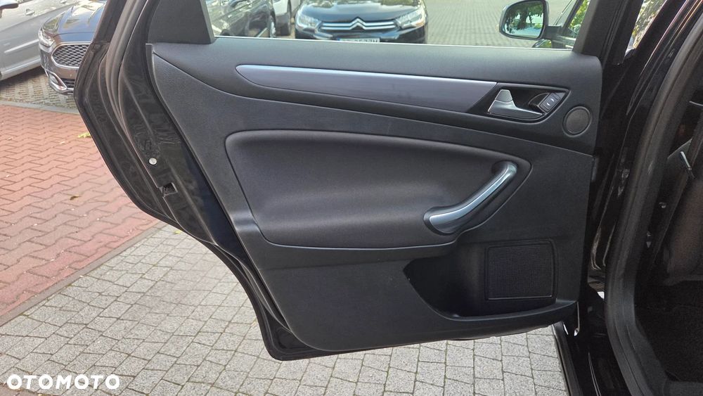 Ford Mondeo 2.0 TDCi Viva Titanium - 28