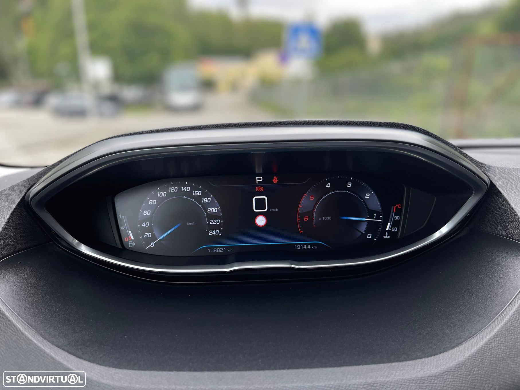 Peugeot 3008 1.5 BlueHDi Allure EAT8 - 21