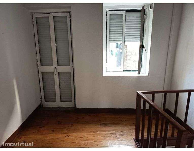 Arrendo casa T2 canas de Senhorim - Grande imagem: 2/10