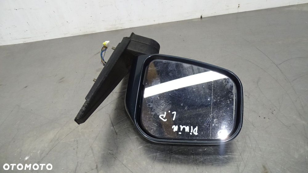 LUSTERKO LEWE ELEKTRYCZNE MITSUBISHI PAJERO PININ 2.0 - 4