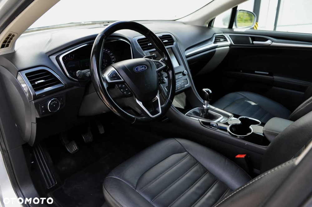 Ford Mondeo 1.6 TDCi Platinium X Plus (Titanium) - 5