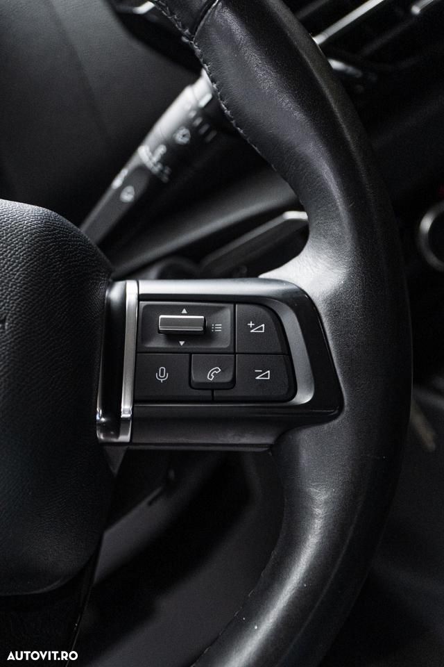 Citroën C4 1.2 PureTech 100 S&S BVM6 Feel - 24