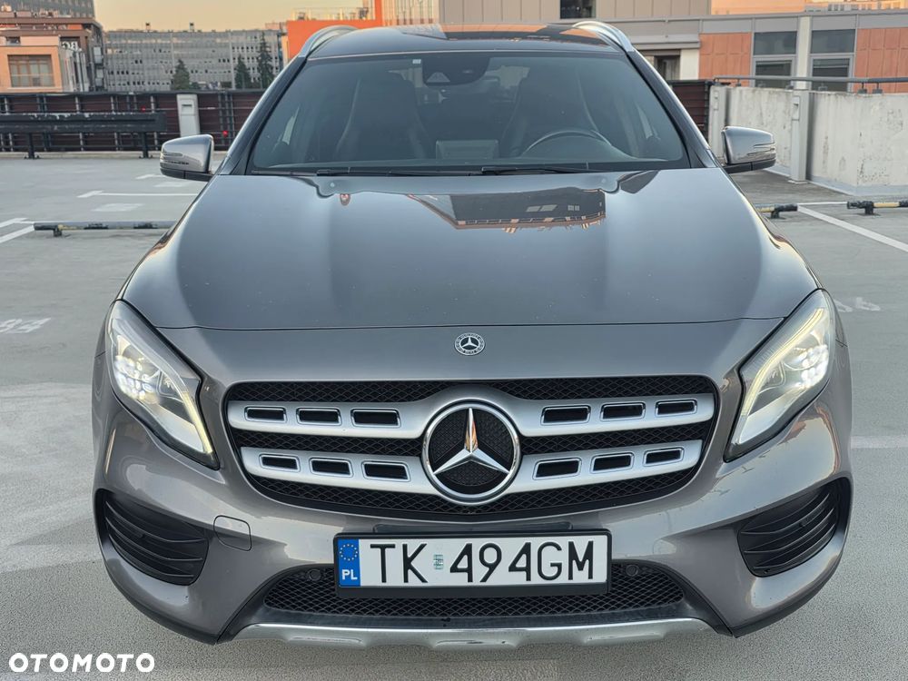 Mercedes-Benz GLA 200 7G-DCT AMG Line - 8