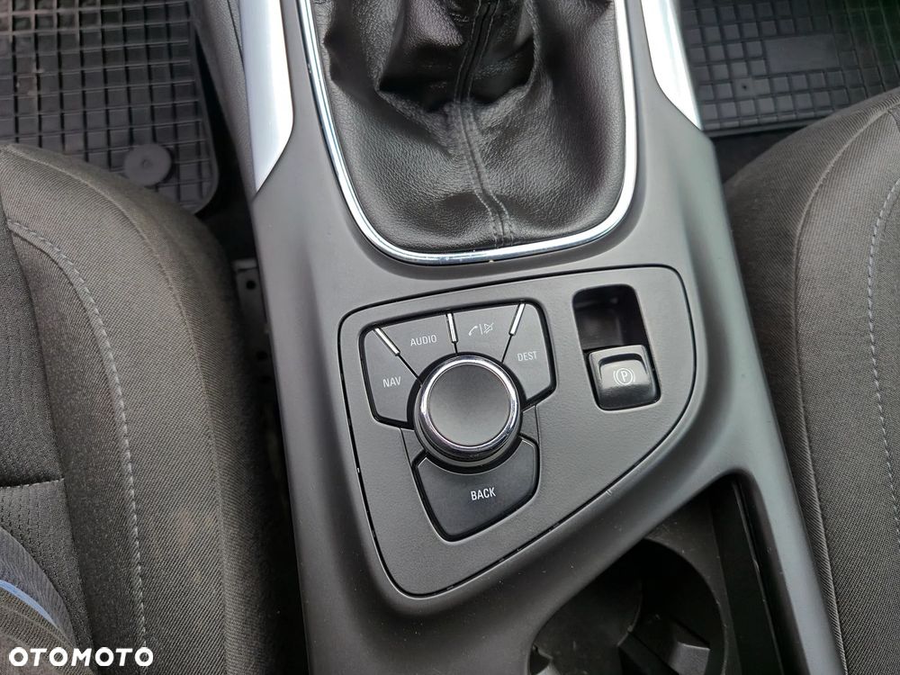 Opel Insignia 1.8 Innovation - 21