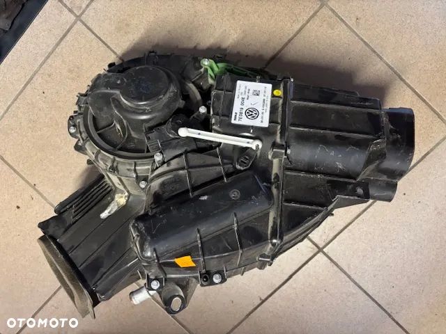 NAGRZEWNICA VOLKSWAGEN VW T6 7E0819004E - 1