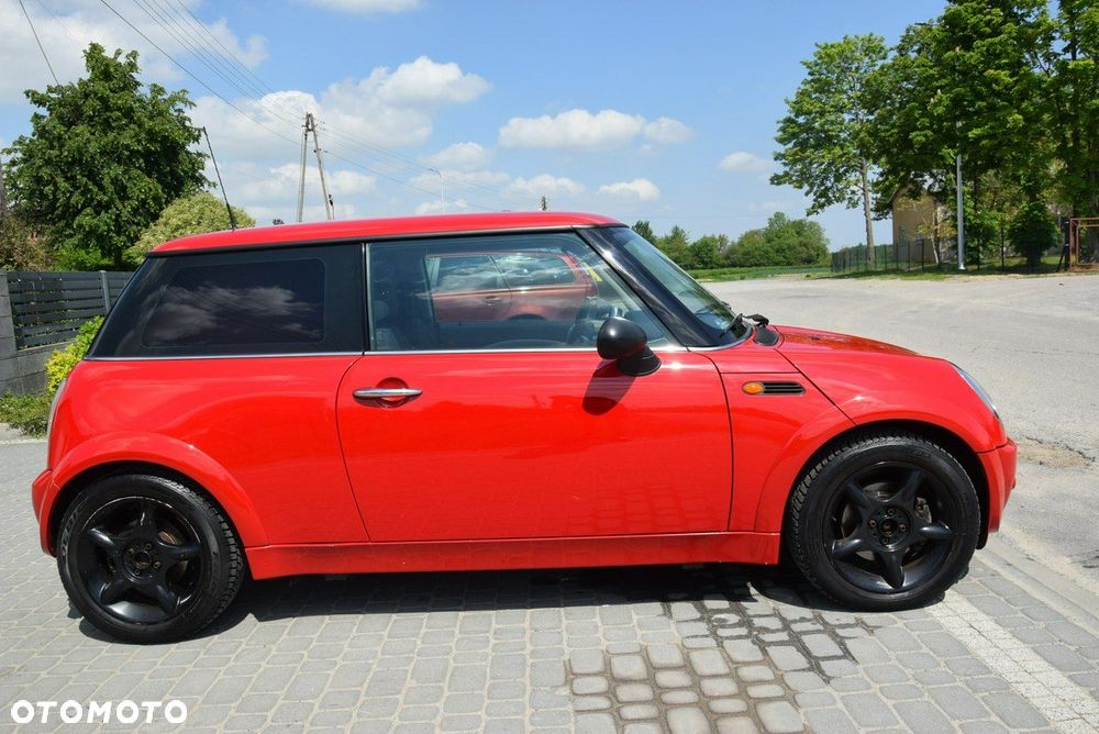 MINI ONE Standard - 10