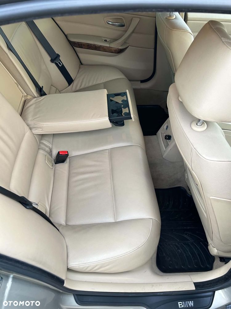 BMW Seria 3 - 14