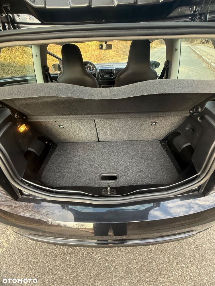 Volkswagen up! 1.0 move CityLine - 12