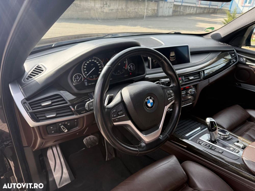 BMW X5 xDrive30d - 13