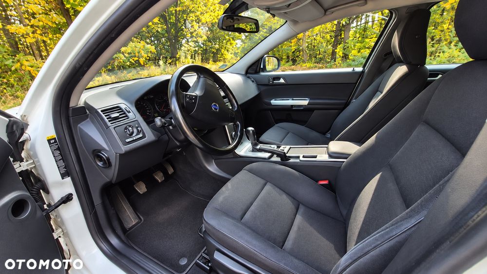 Volvo V50 - 6