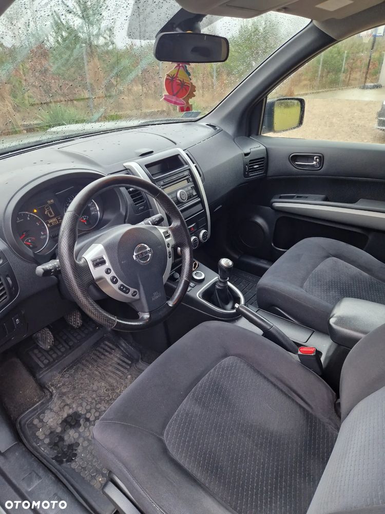 Nissan X-Trail - 11