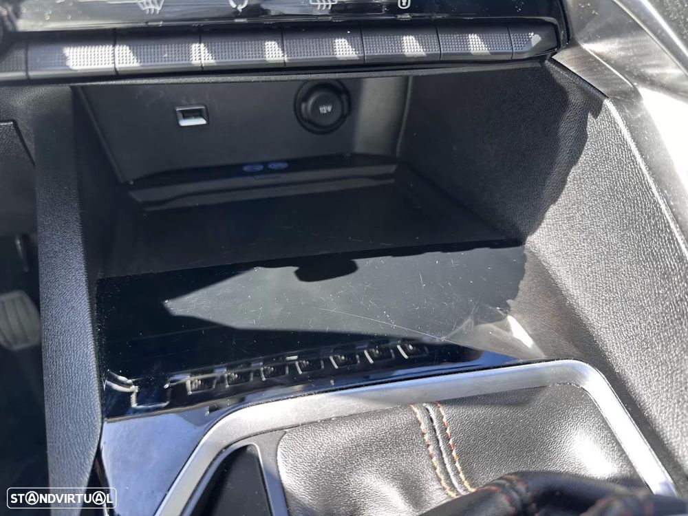 Peugeot 3008 1.2 PureTech Allure Pack - 22