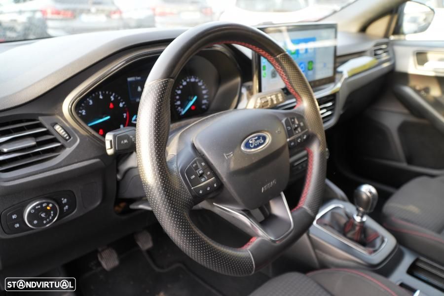 Ford Focus 1.0 EcoBoost MHEV ST-Line - 9