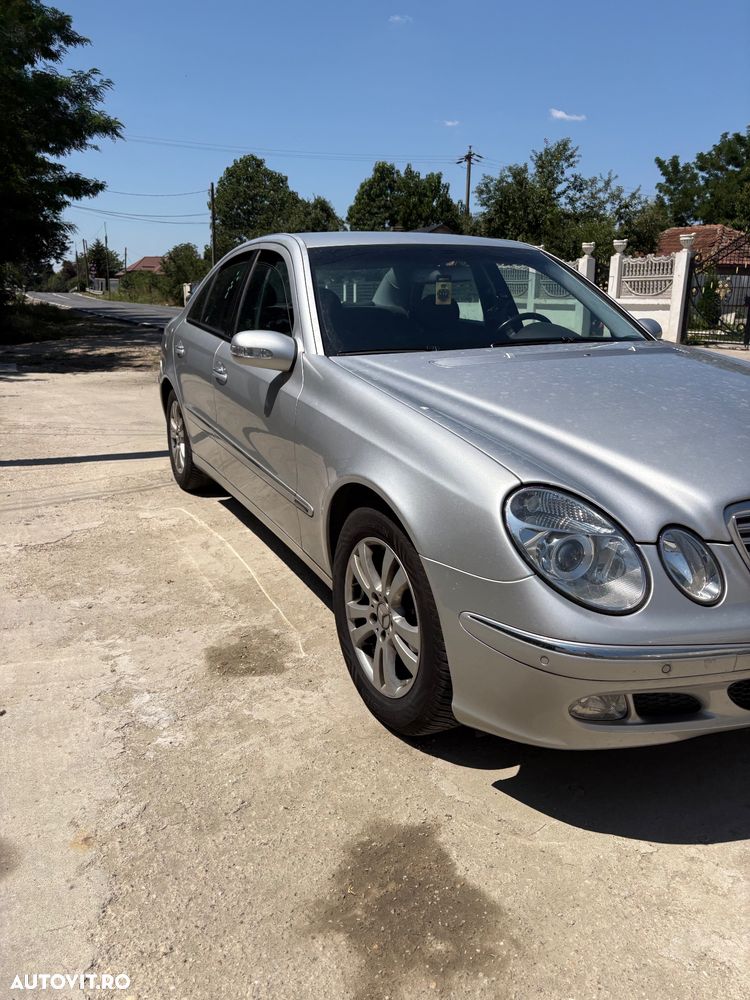 Mercedes-Benz E - 4