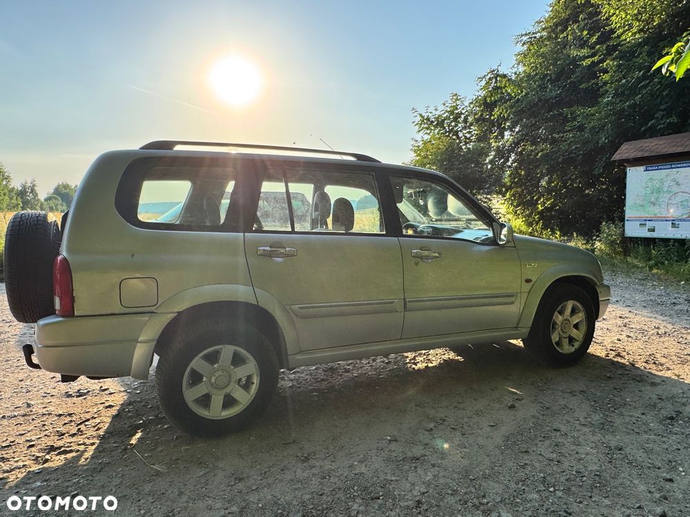 Suzuki Grand Vitara 2.7 V6 - 6