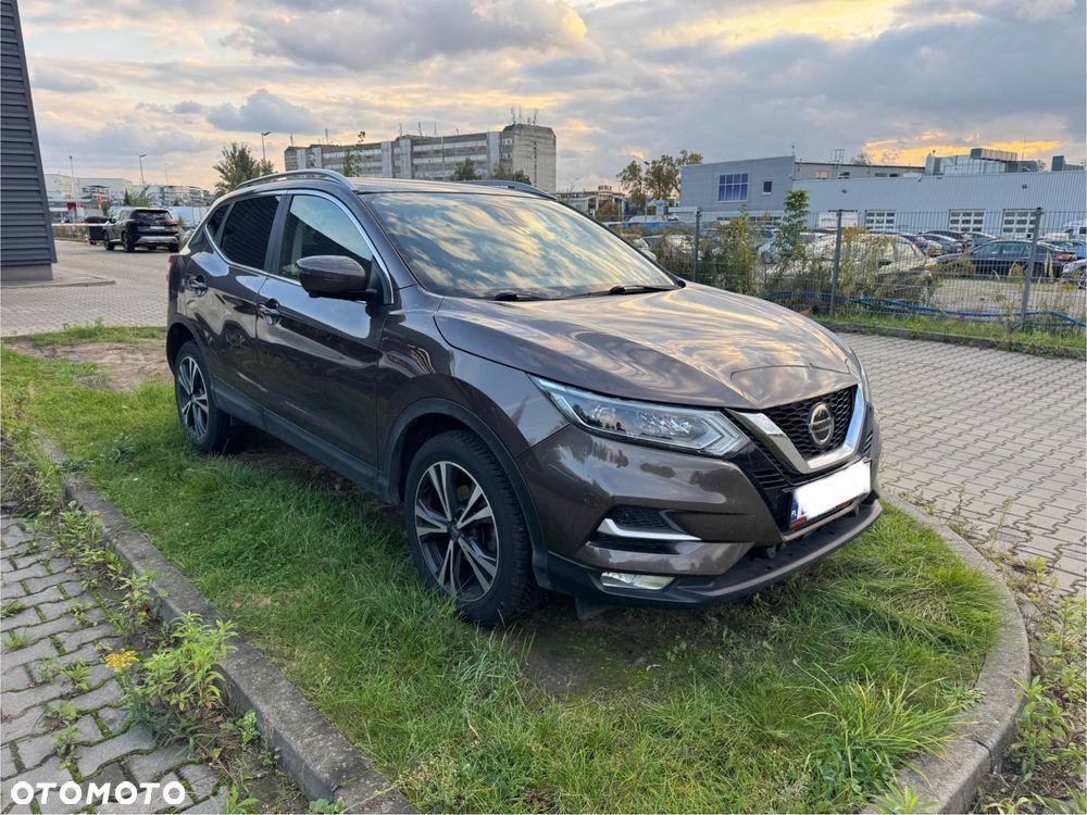 Nissan Qashqai 1.3 DIG-T N-Connecta - 2