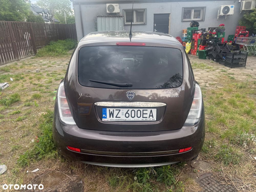 Lancia Ypsilon 1.4 16V Versus (4 os.) - 6