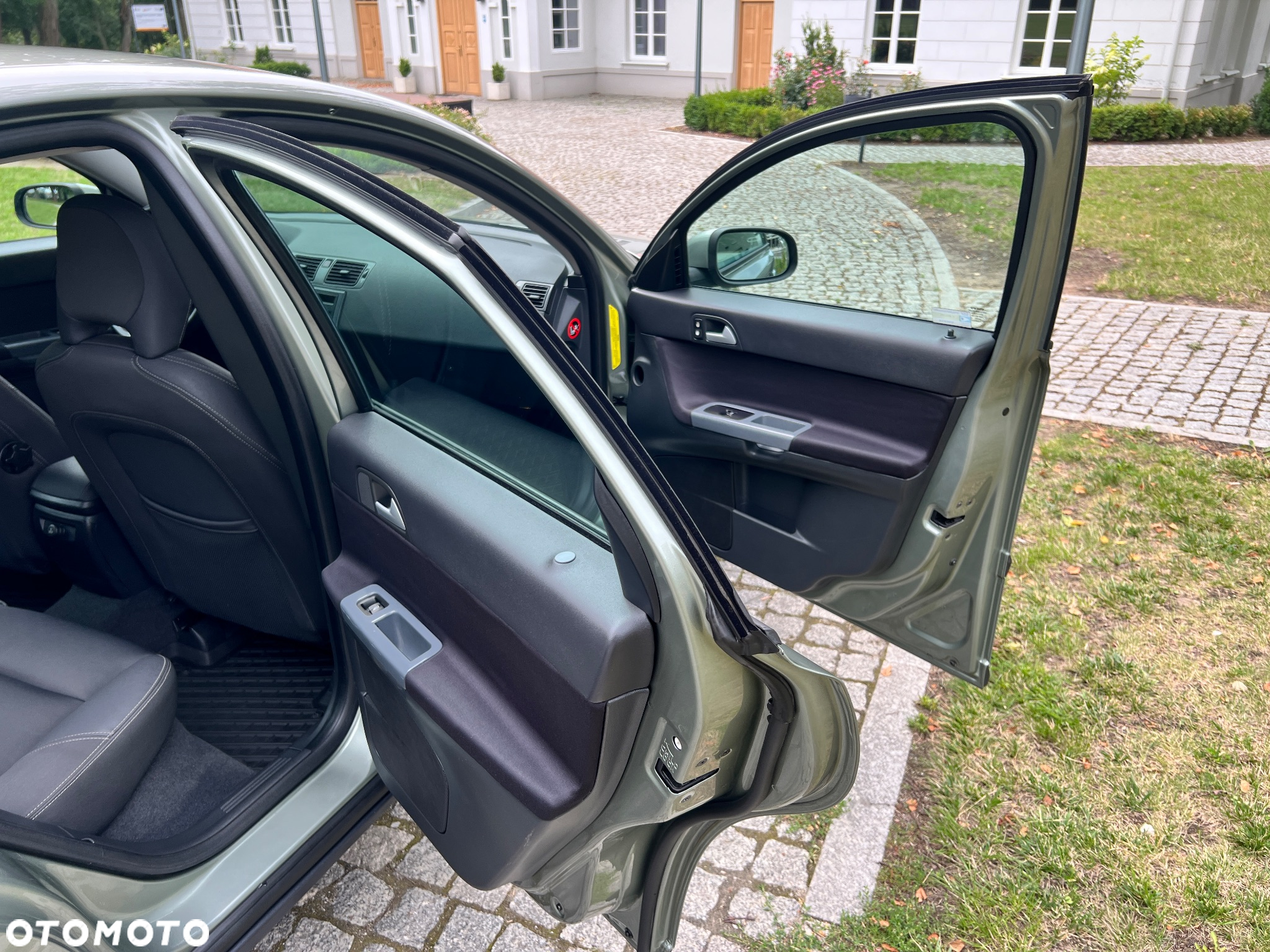Volvo S40 1.8 - 14