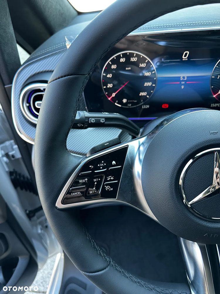 Mercedes-Benz Klasa V 300 d 4-Matic 9G-Tronic Exclusive (d³ugi) - 15